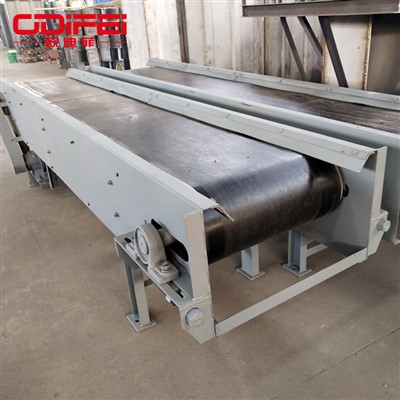 طاقت سے چلنے والے بیلٹ کنویرز